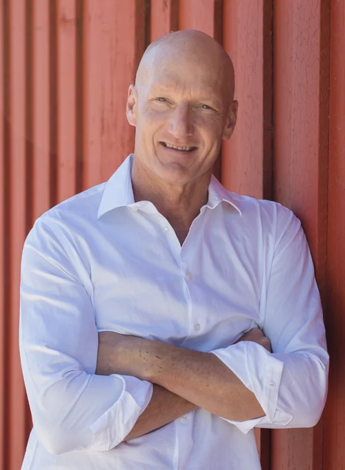 Chiropractor-SE-Calgary-AB-Greg-Driedger-HP-About-v2